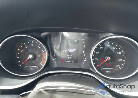 2019 Jeep Compass Altitude Fwd z USA, uszkodzony, nr VIN 3C4NJCBB1KT756106